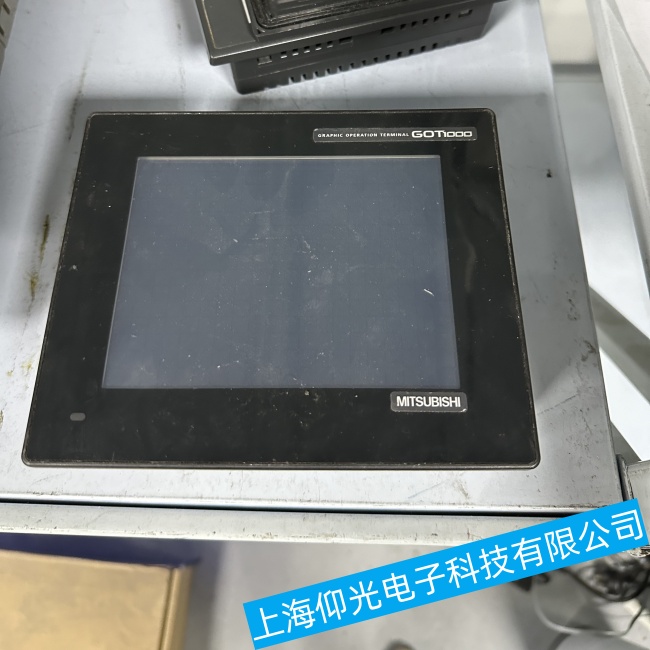 福建三菱觸摸屏GT1595系列卡在開機界面無法繼續啟動故障維修歡迎來電