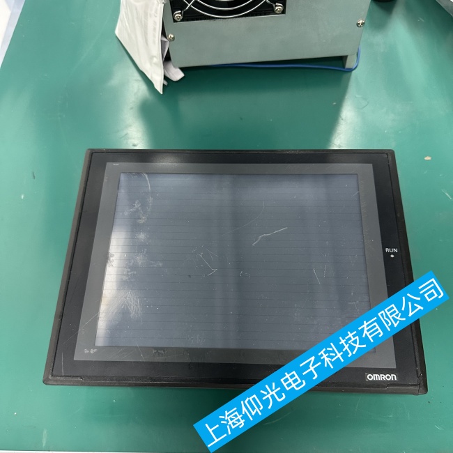 湖北歐姆龍觸摸屏NB10W-TW01B無法進入操作系統界面故障維修服務中心