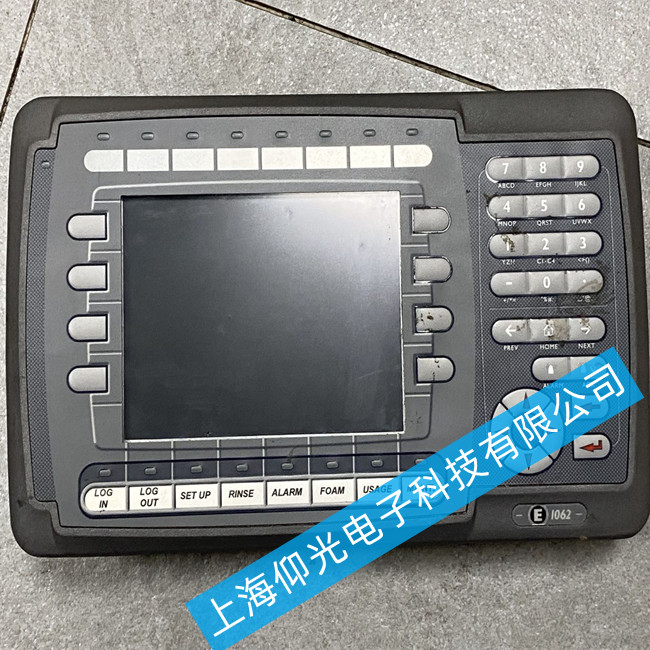 北爾觸摸屏維修E1062上電黑屏故障維修總結